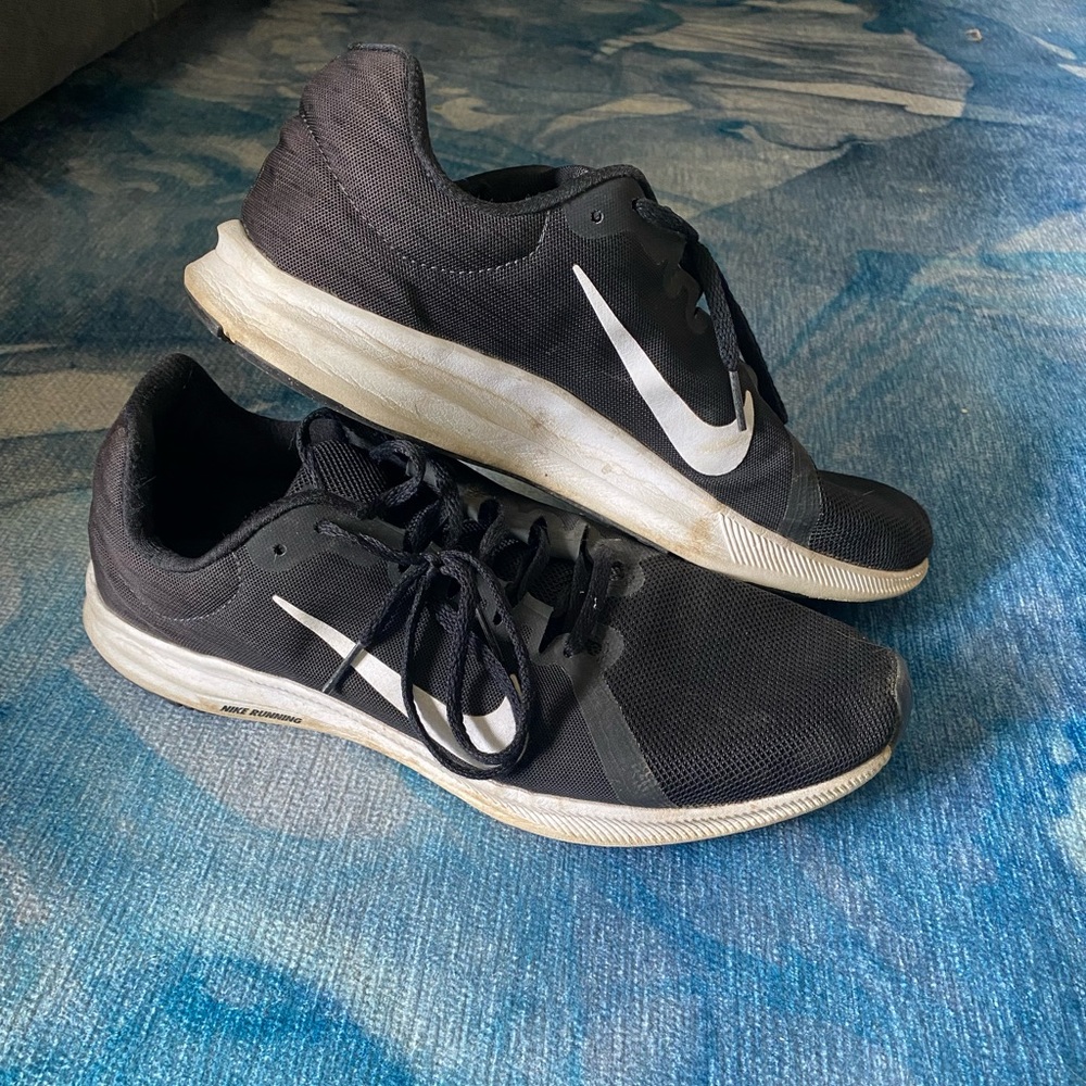 Nike Sneakers - black & white